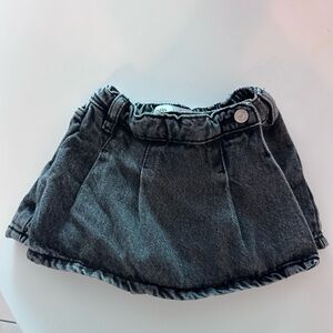 Zara Gray Skirt with Frayed Hem